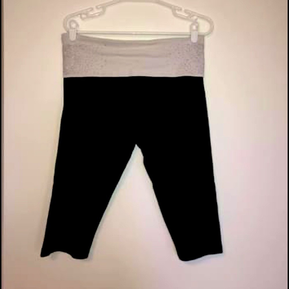 PINK cropped leggings (L)